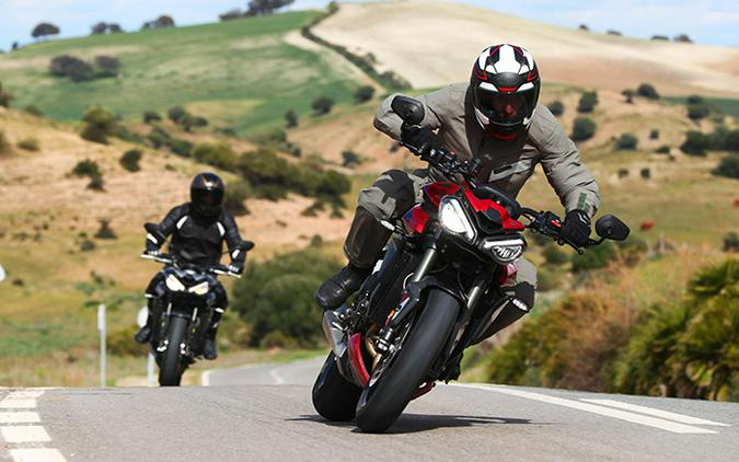 2021 TRIUMPH STREET TRIPLE RS 765 - FAE2938