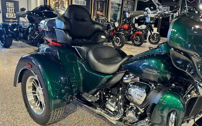 2021 Harley-Davidson Trike FLHTCUTG - Tri Glide Ultra