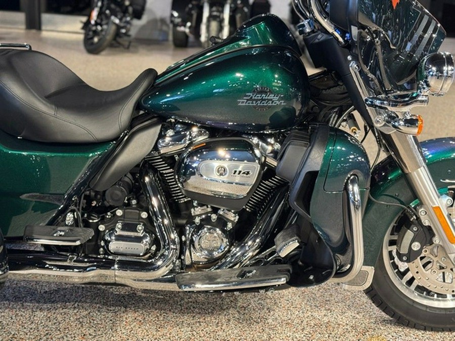 2021 Harley-Davidson Trike FLHTCUTG - Tri Glide Ultra