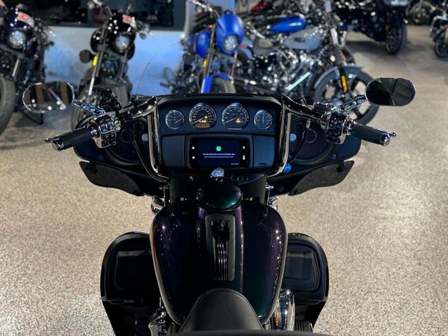 2021 Harley-Davidson Trike FLHTCUTG - Tri Glide Ultra