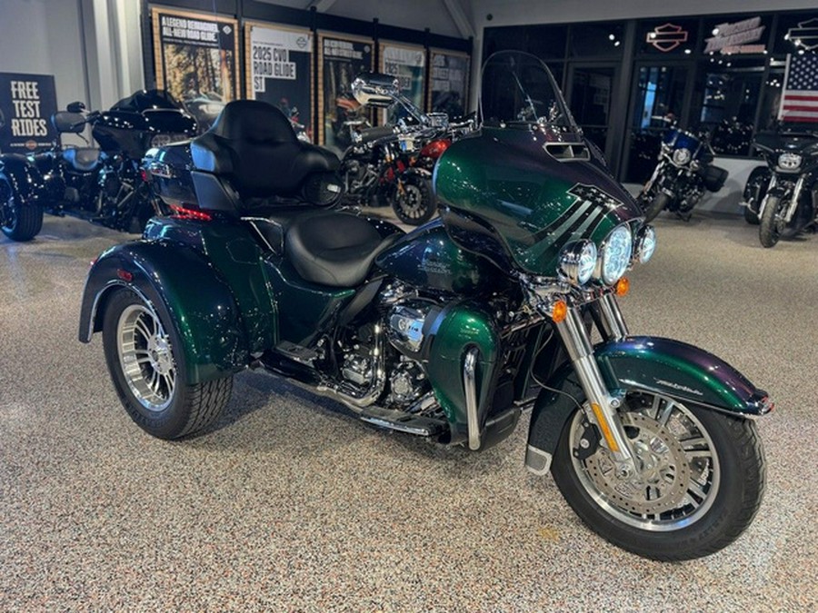 2021 Harley-Davidson Trike FLHTCUTG - Tri Glide Ultra