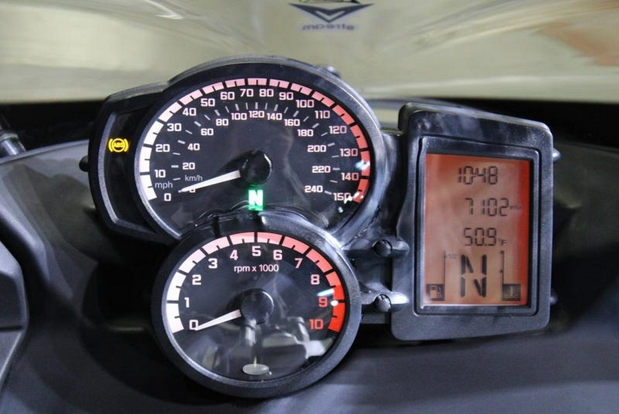 2016 BMW F 800 GT Monolith / Sapphire black Metallic