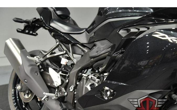 2025 Kawasaki NINJA® ZX™-4R ABS