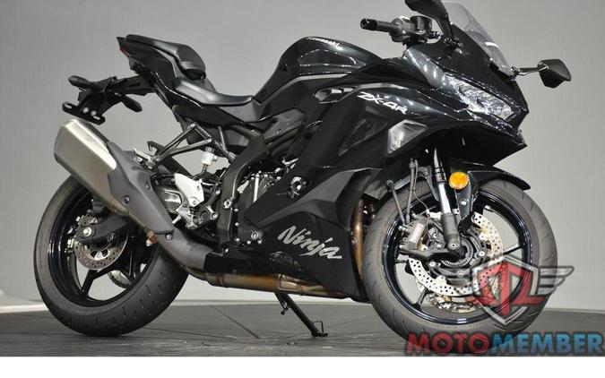 2025 Kawasaki NINJA® ZX™-4R ABS