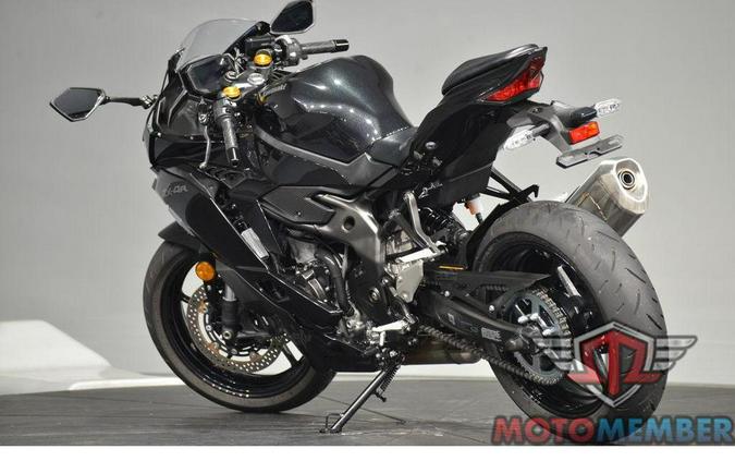 2025 Kawasaki NINJA® ZX™-4R ABS