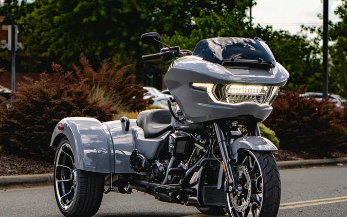 FLTRT 2026 Road Glide 3