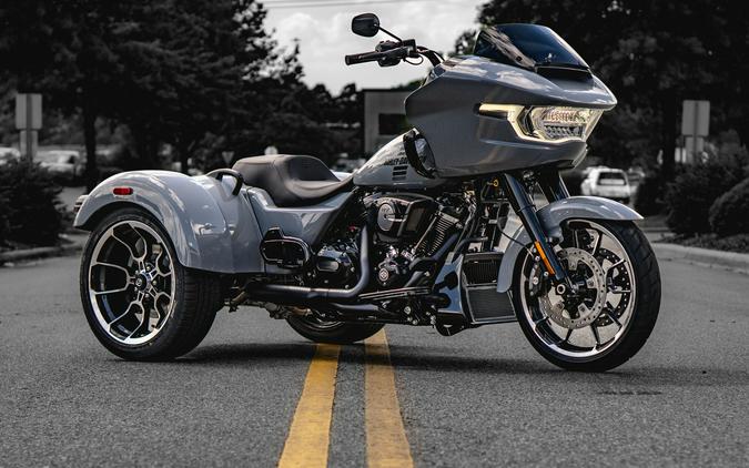 FLTRT 2026 Road Glide 3