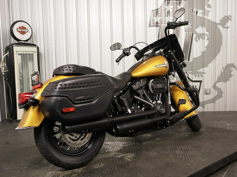 2023 Harley-Davidson® FLHCS - Heritage Classic