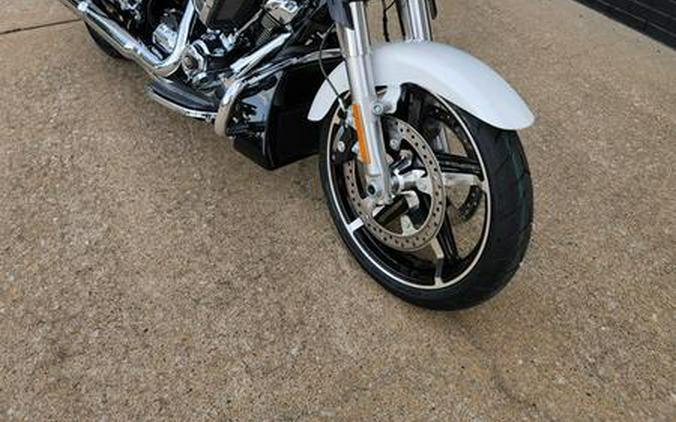 2024 Harley-Davidson® FLHX - Street Glide®