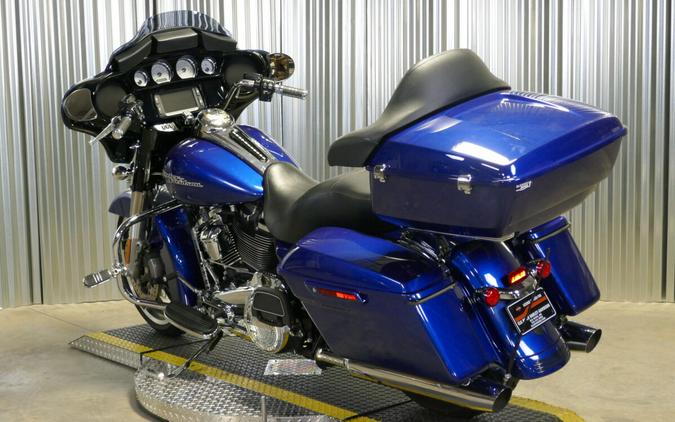 2017 Harley-Davidson Street Glide Special