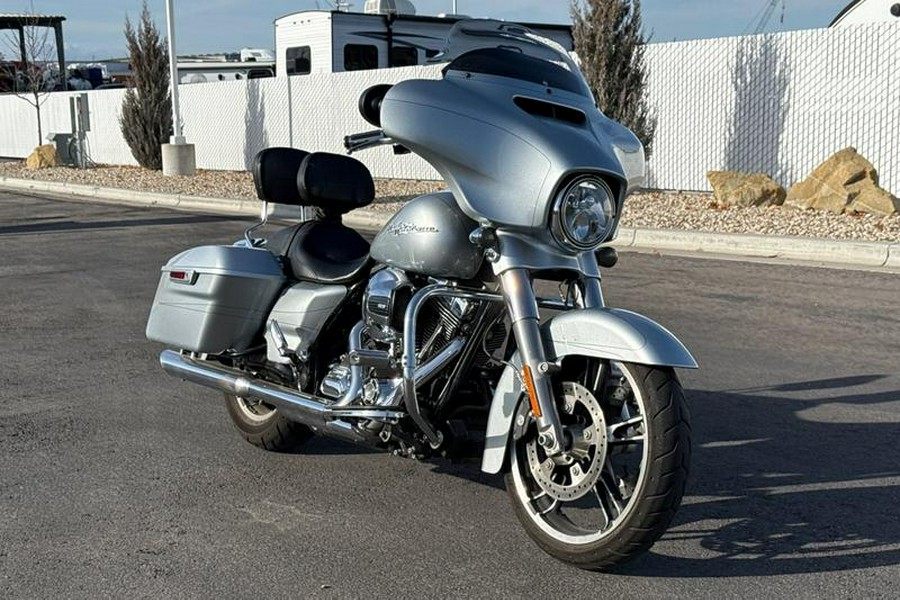 2015 Harley-Davidson® FLHXS - Street Glide® Special