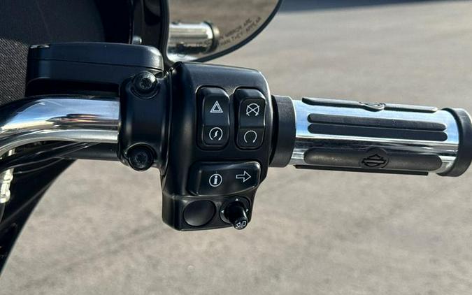 2015 Harley-Davidson® FLHXS - Street Glide® Special