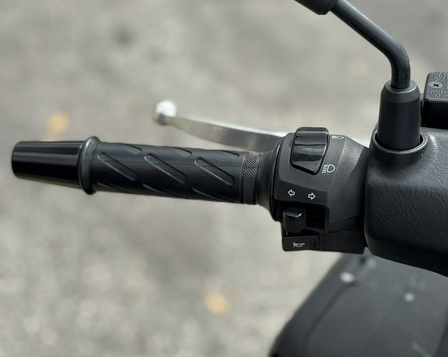 2022 Suzuki Burgman 200