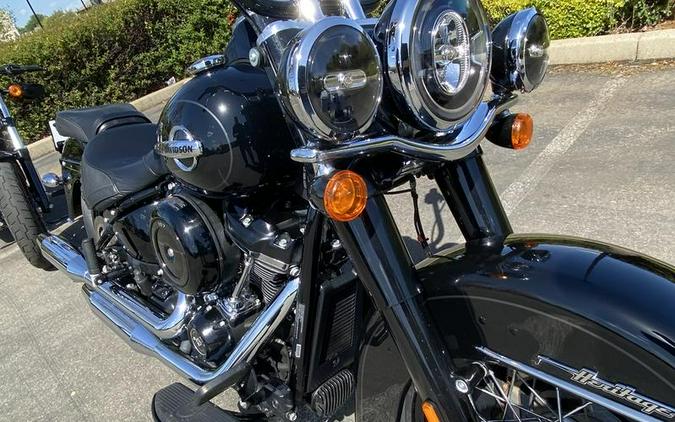 2019 Harley-Davidson® FLHC - Softail® Heritage Classic