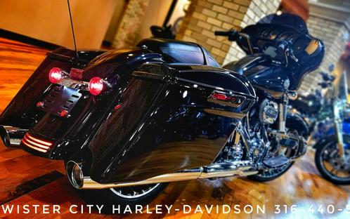 USED 2021 Harley-Davidson Street Glide Special, FLHXS