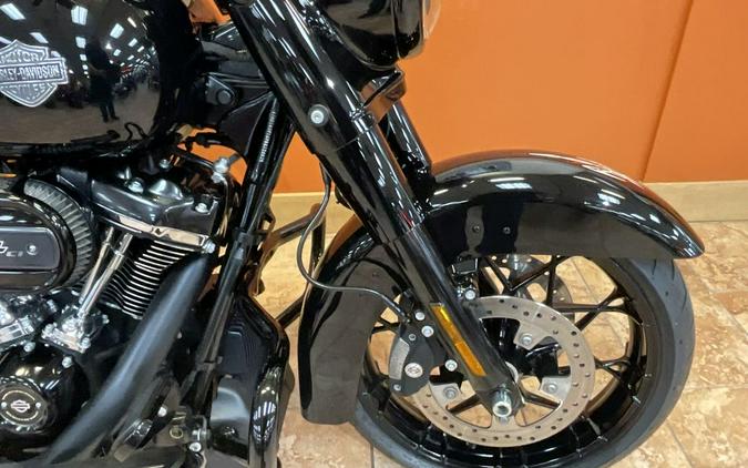 2023 Harley-Davidson® FLHRXS - Road King® Special