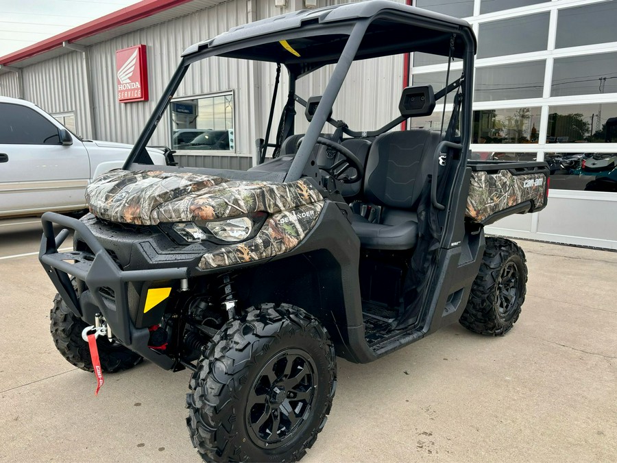 2025 Can-Am™ Defender XT HD7