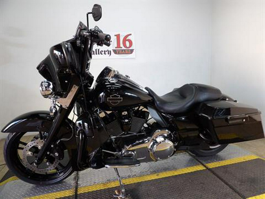 2009 Harley-Davidson Police Road King®