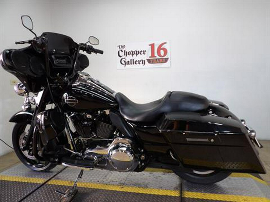 2009 Harley-Davidson Police Road King®