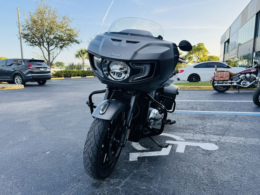 2023 Indian Motorcycle® Challenger® Titanium Smoke