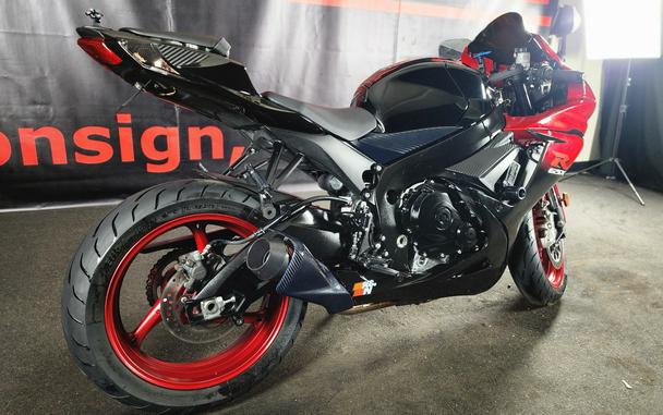 2022 SUZUKI GSX-R600 - F101196