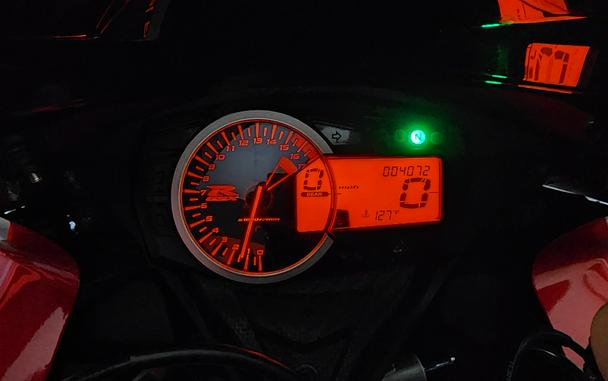 2022 SUZUKI GSX-R600 - F101196