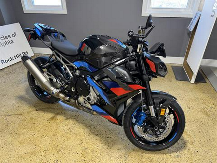 2026 BMW M 1000 R