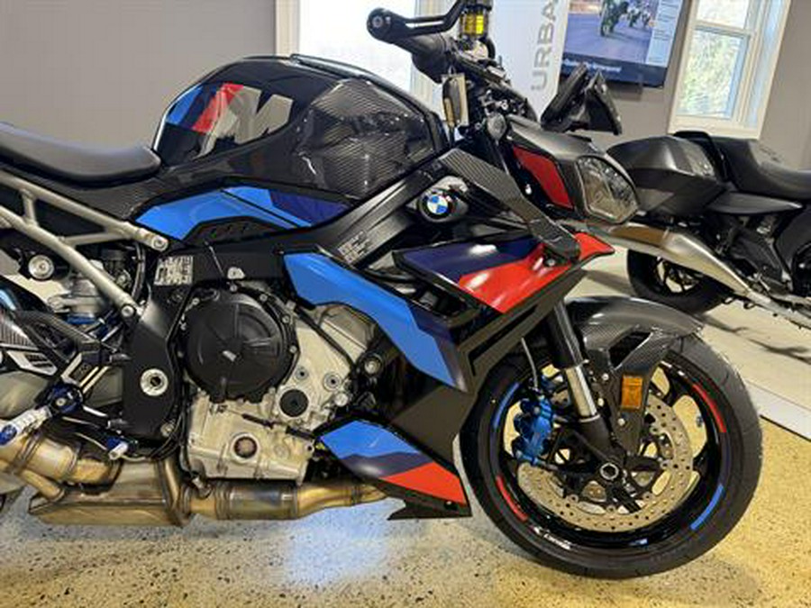 2026 BMW M 1000 R