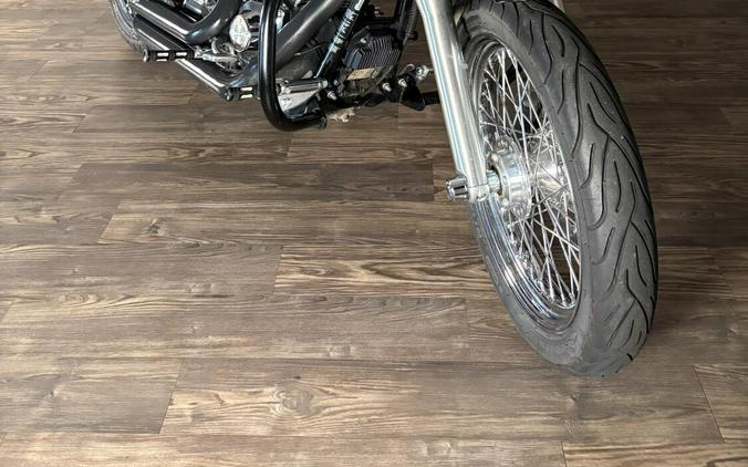 2013 Harley-Davidson® Super Glide® Custom Vivid Black
