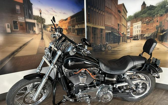 2013 Harley-Davidson® Super Glide® Custom Vivid Black