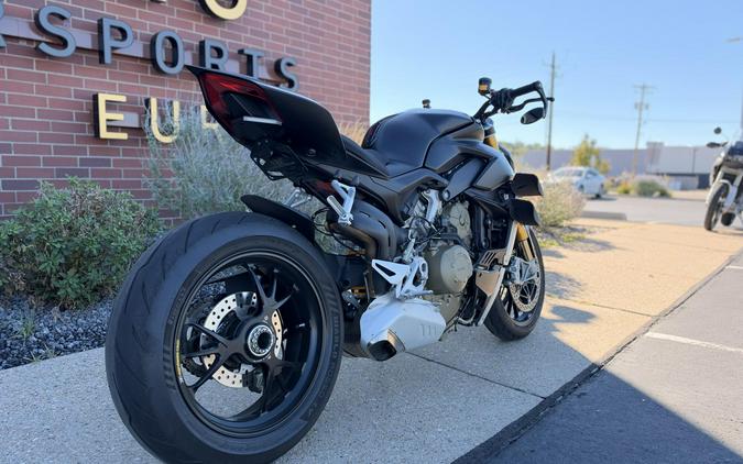 2021 Ducati Streetfighter V4 S black