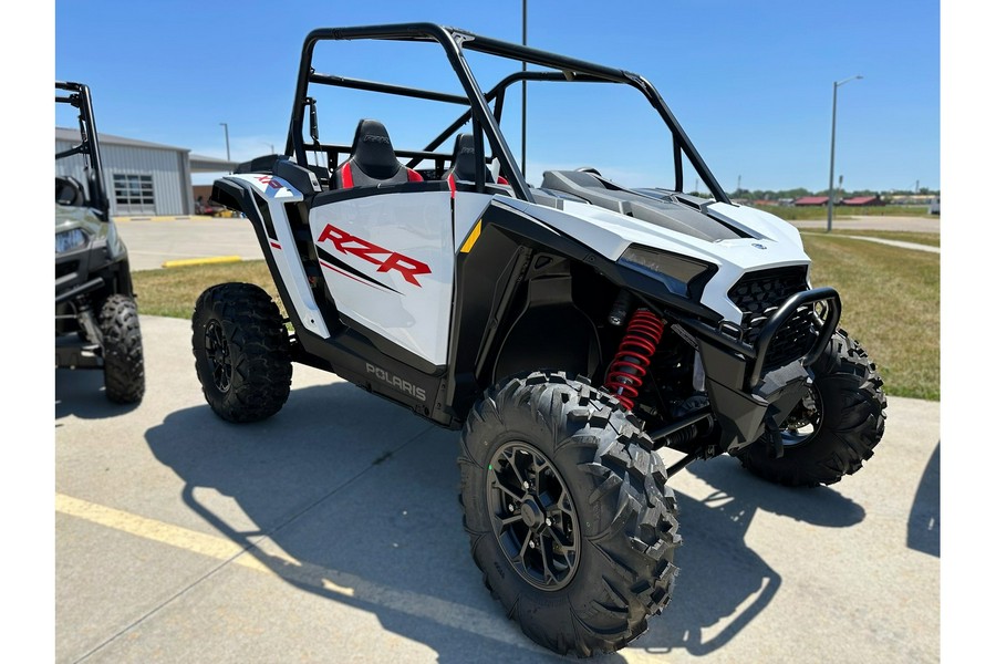 2024 Polaris Industries RZR XP 1000 Sport White Lightning