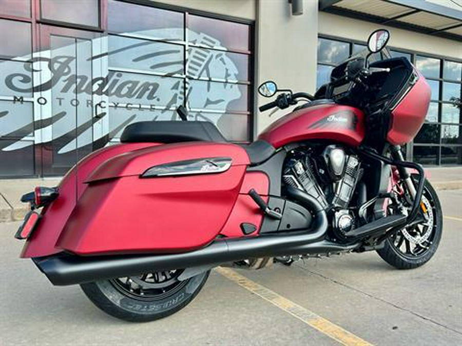 2024 Indian Motorcycle Challenger® Dark Horse®