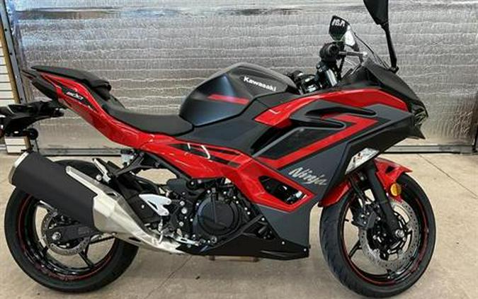 2025 Kawasaki Ninja 500 ABS