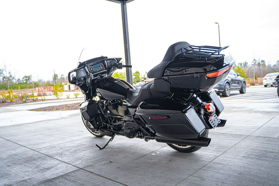 2026 Harley-Davidson® FLHXL - Street Glide® Limited