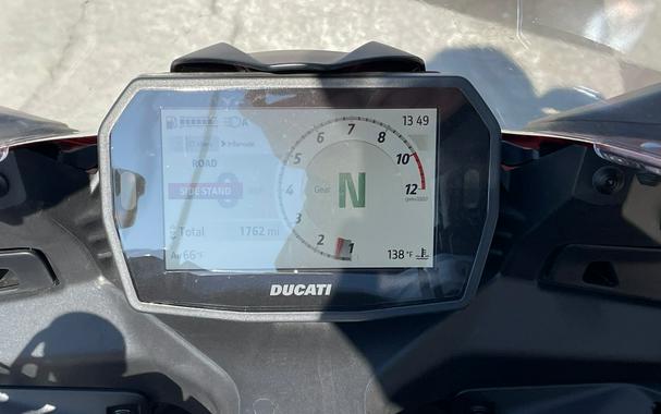 2025 Ducati Panigale V2