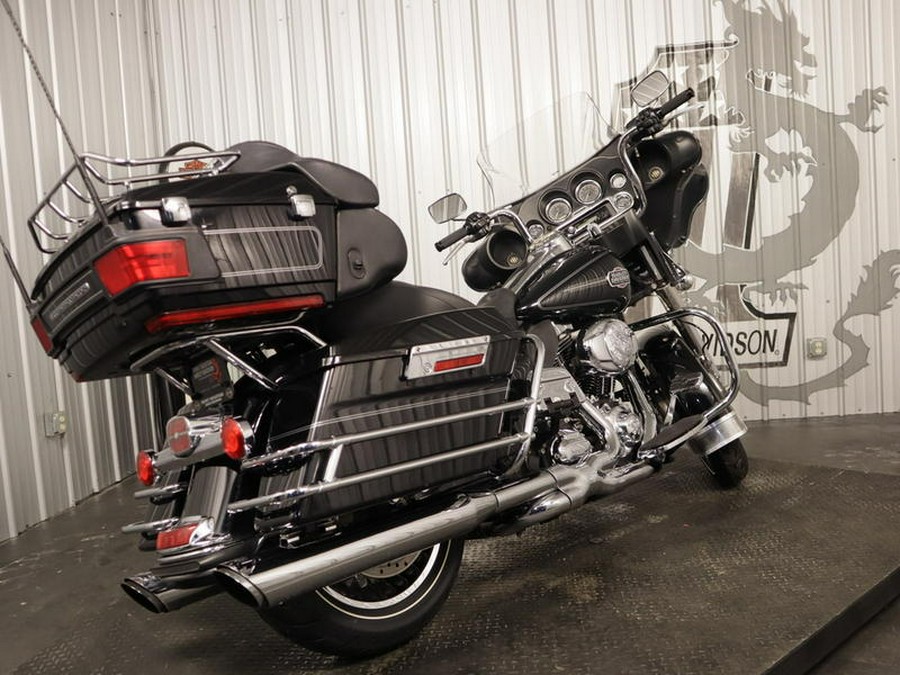 2011 Harley-Davidson® FLHTCU - Ultra Classic® Electra Glide®