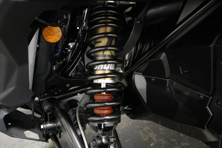 2025 Can-Am® Maverick Sport MAX DPS 1000R