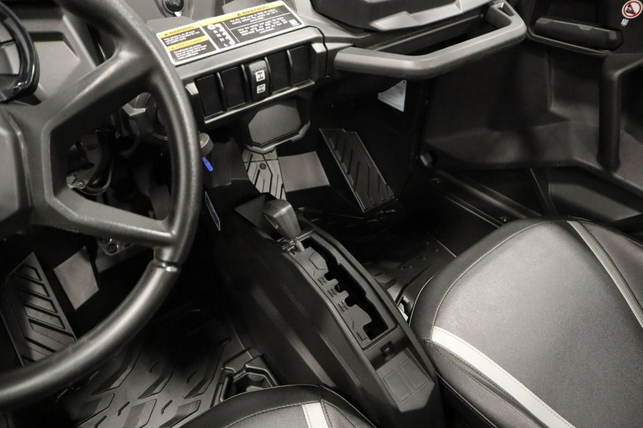 2025 Can-Am® Maverick Sport MAX DPS 1000R