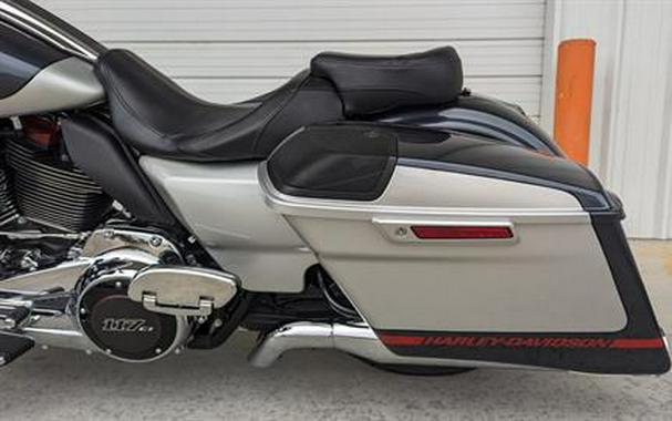 2019 Harley-Davidson CVO™ Street Glide®