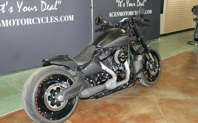 2019 Harley-Davidson® FXDRS - FXDR™ 114