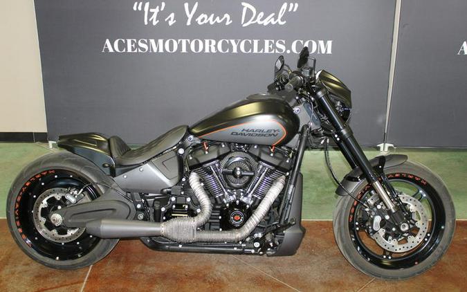 2019 Harley-Davidson® FXDRS - FXDR™ 114