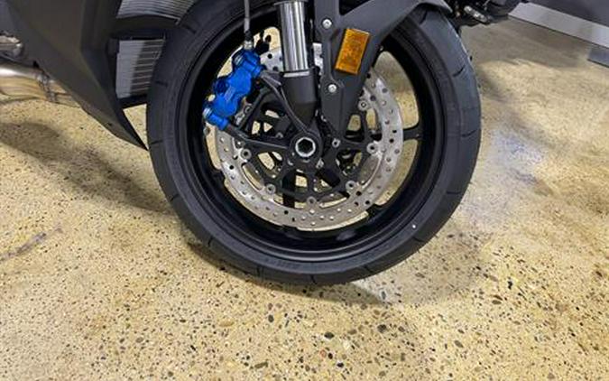 2026 BMW M 1000 R