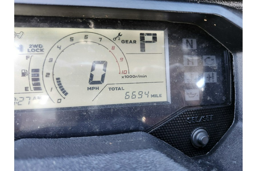 2023 Honda Pioneer 1000 Deluxe