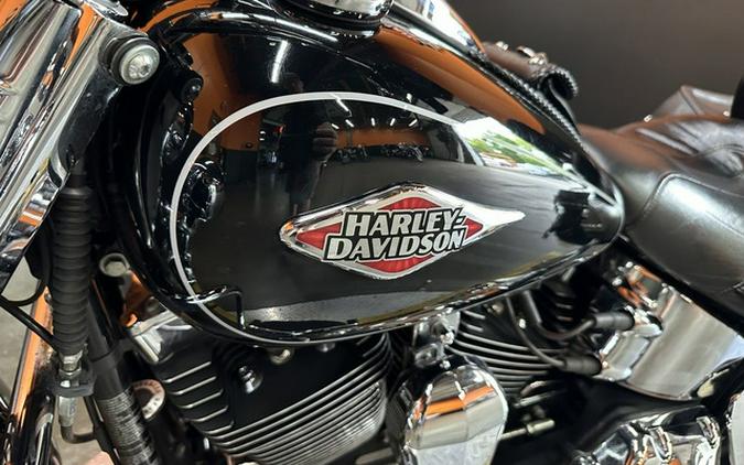 2014 Harley-Davidson Softail FLSTC - Heritage Classic