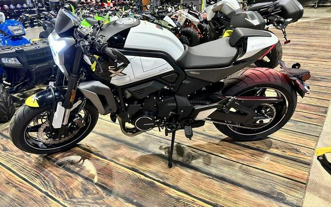 2022 CFMoto 700CL-X Sport