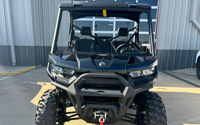 2025 Can-Am™ Defender XT HD9