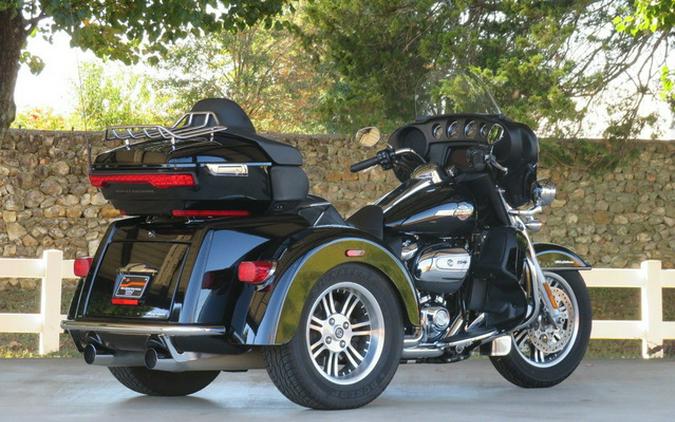 2022 Harley-Davidson FLHTCUTG - Tri Glide Ultra