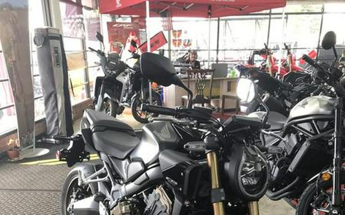 2026 Honda® CB650R E-Clutch
