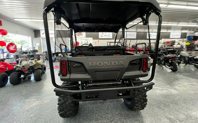 2026 Honda Pioneer 1000-5 Deluxe